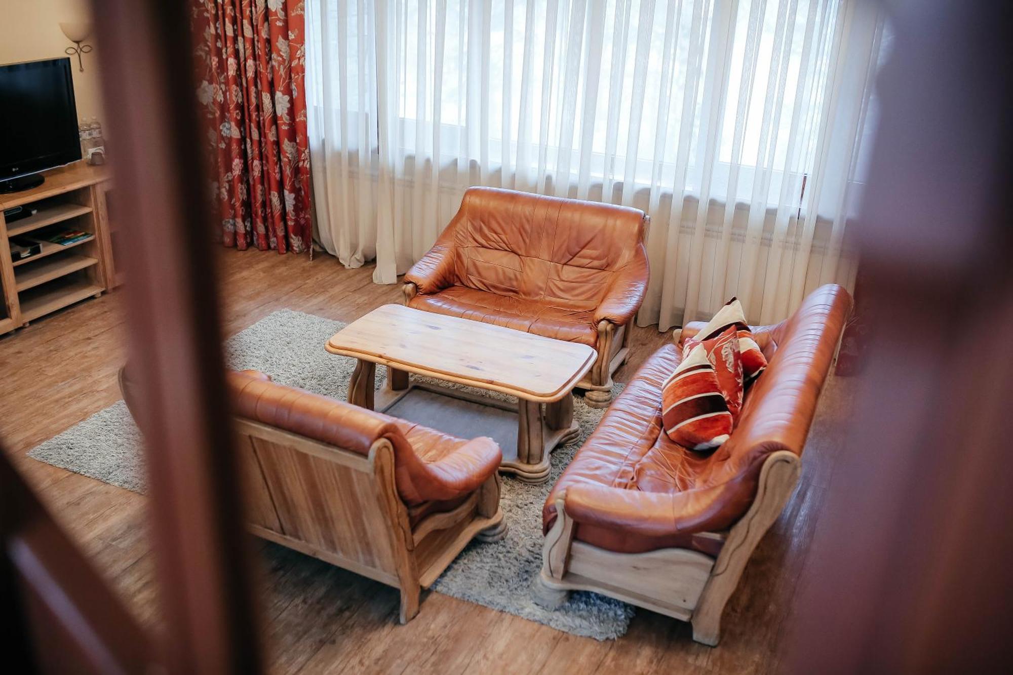 Тау-House Hotell Kok-Shoky Exteriör bild