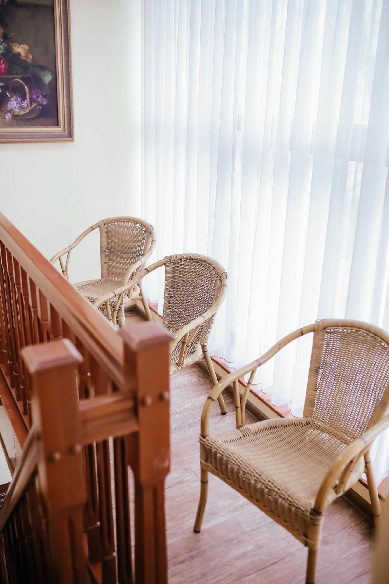 Тау-House Hotell Kok-Shoky Exteriör bild