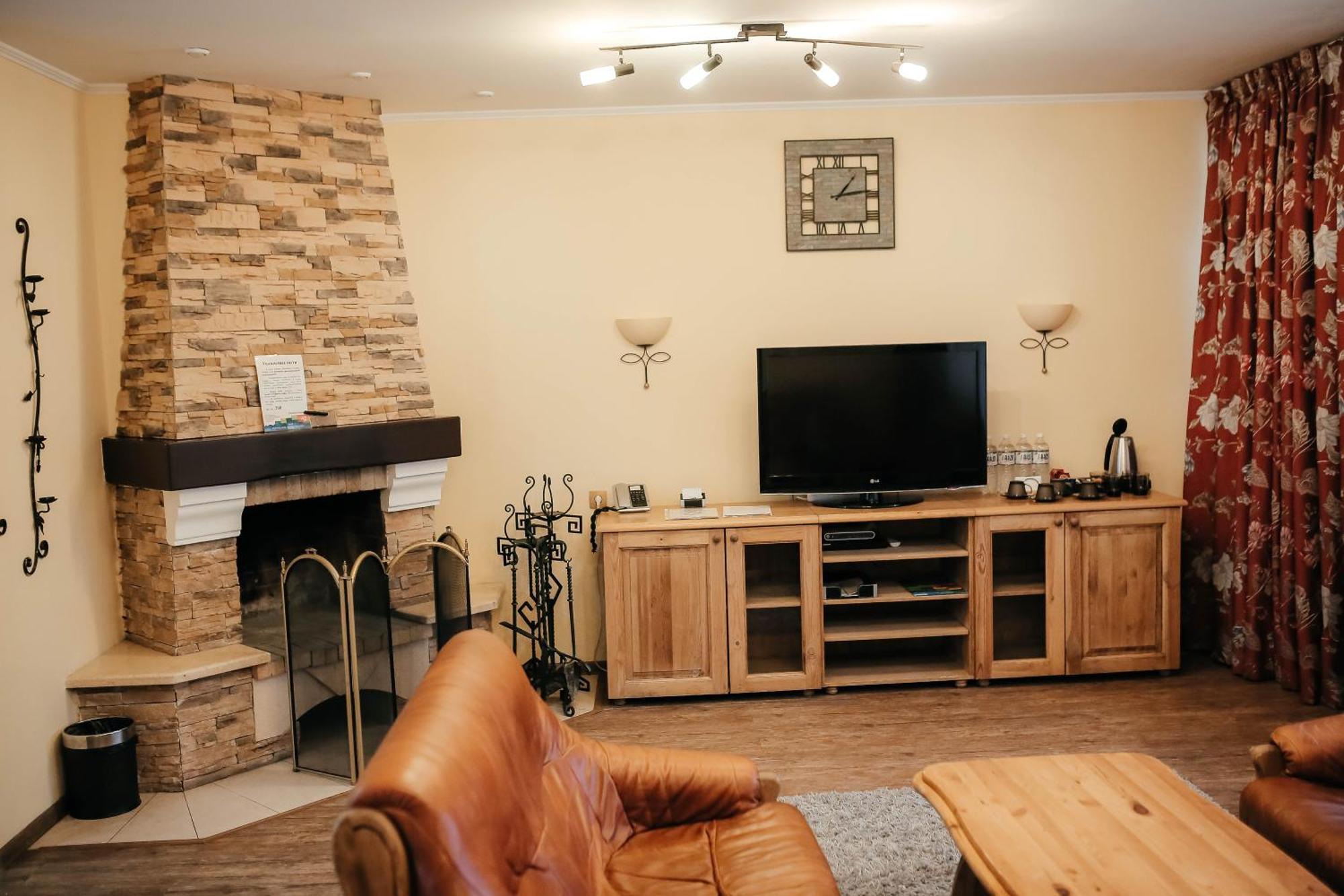 Тау-House Hotell Kok-Shoky Exteriör bild