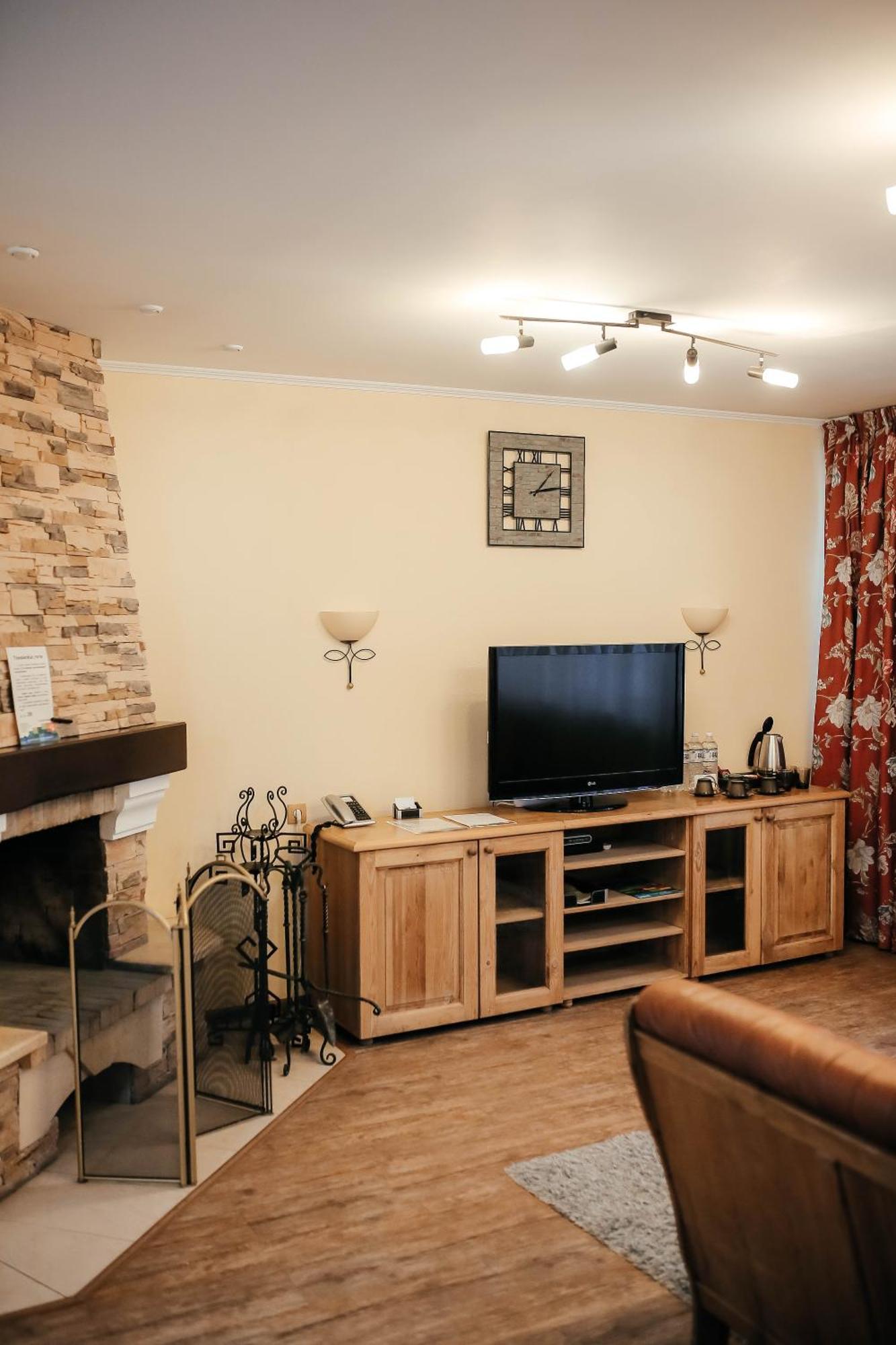 Тау-House Hotell Kok-Shoky Exteriör bild