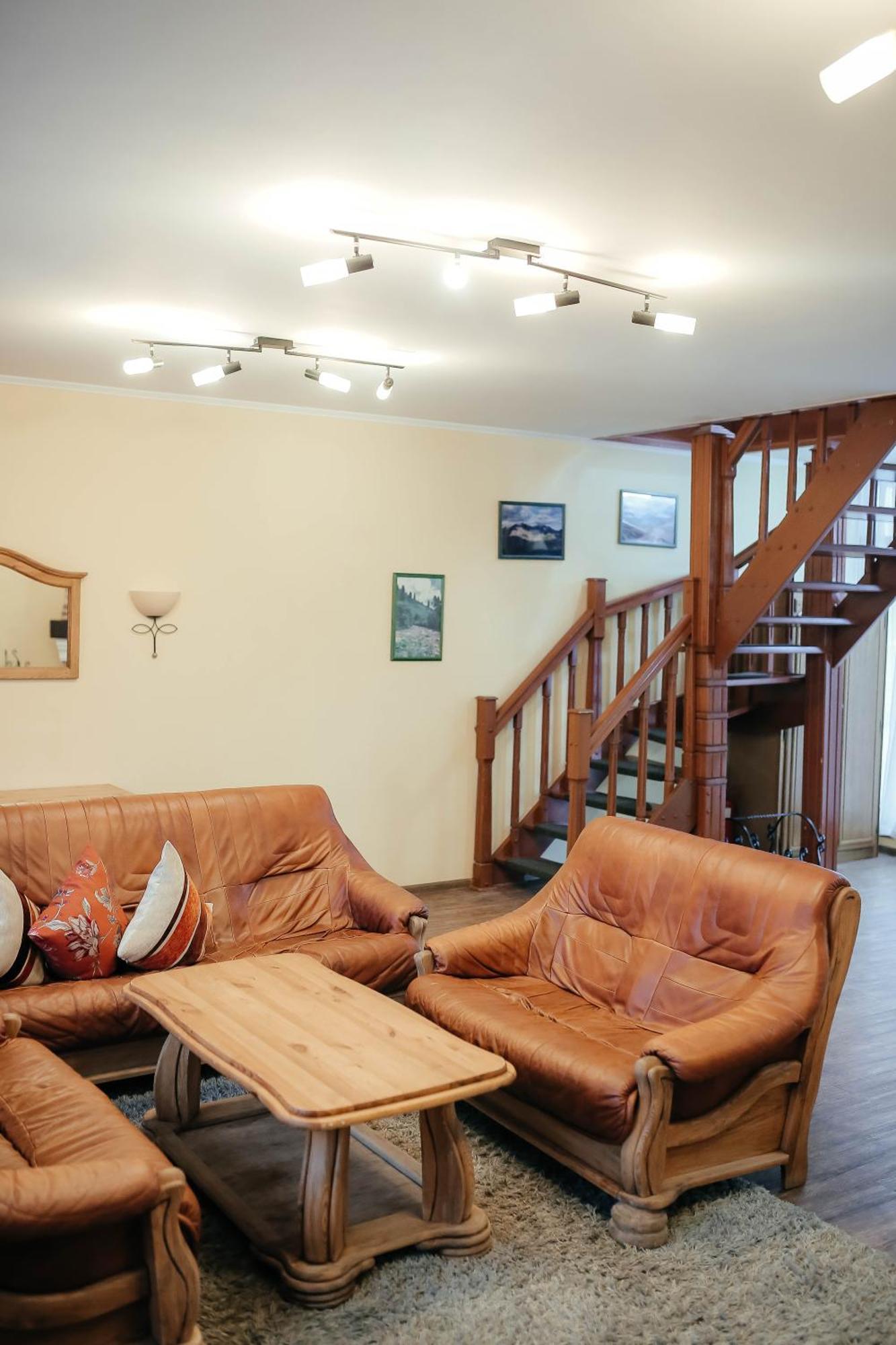 Тау-House Hotell Kok-Shoky Exteriör bild