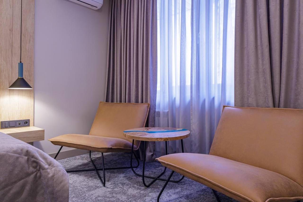Тау-House Hotell Kok-Shoky Exteriör bild
